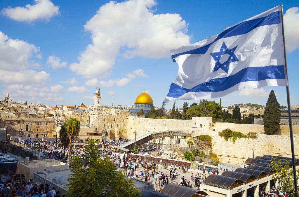 Israel | Minimum salary and government fees increased